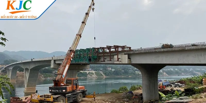 Chương trình xây dựng cầu, nhà tình thương, hạ tầng khu dân cư